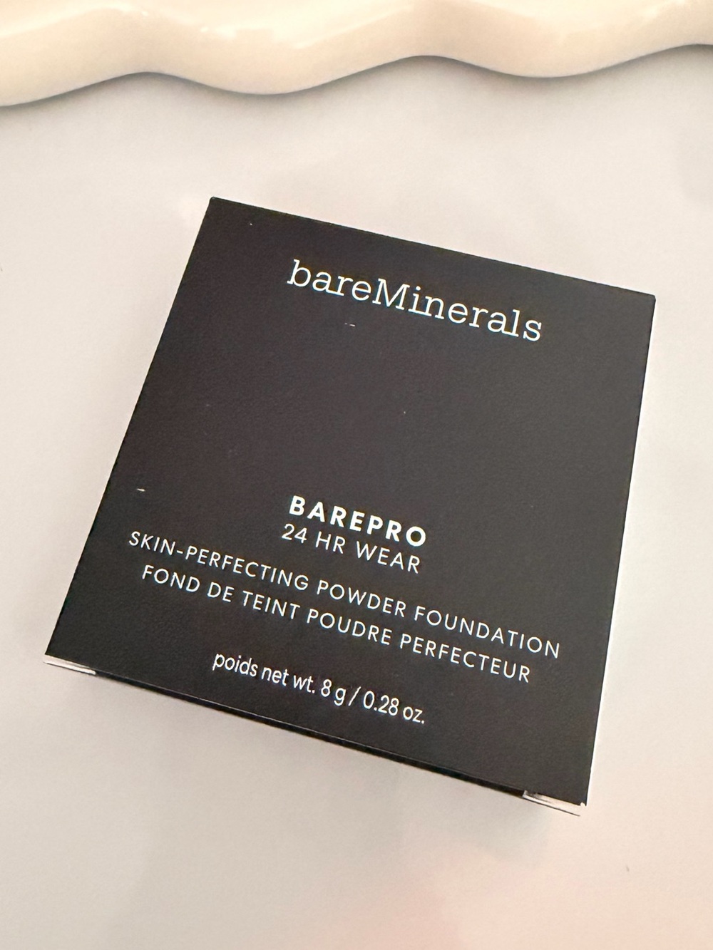 NEW Bareminerals powder foundation light 27 neutral 24 hour wear